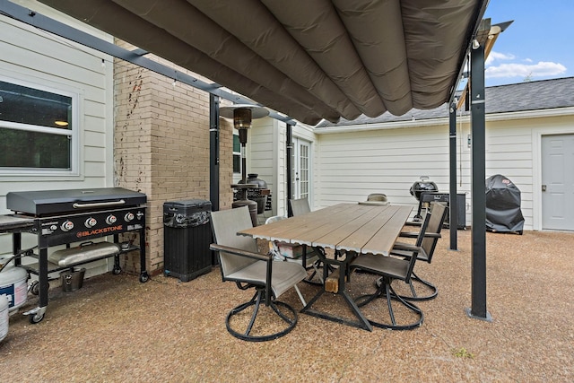 3055 Carters Creek Pike, Franklin, TN 37064 - view of patio / terrace featuring outdoor dining space and area for grilling
