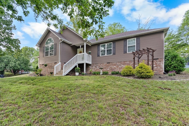 1356 Sayles Cir, Lawrenceburg, TN 38464 - ranch-style home featuring a front lawn