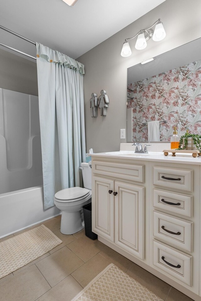 1356 Sayles Cir, Lawrenceburg, TN 38464 - full bath with tile patterned floors, shower / bath combo, toilet, and vanity
