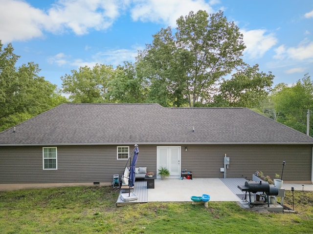 1356 Sayles Cir, Lawrenceburg, TN 38464 - back of house featuring crawl space, a patio, a yard, and roof with shingles