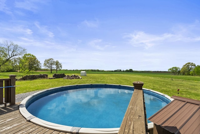 pool featuring a lawn