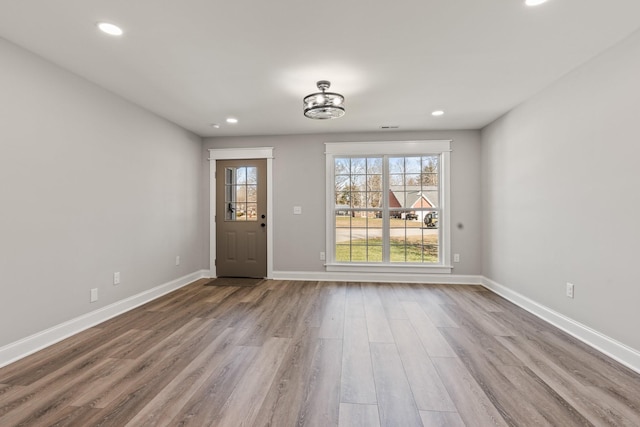 510 Lautzenheiser Pl, Monteagle, TN 37356 - interior space with baseboards, recessed lighting, and wood finished floors