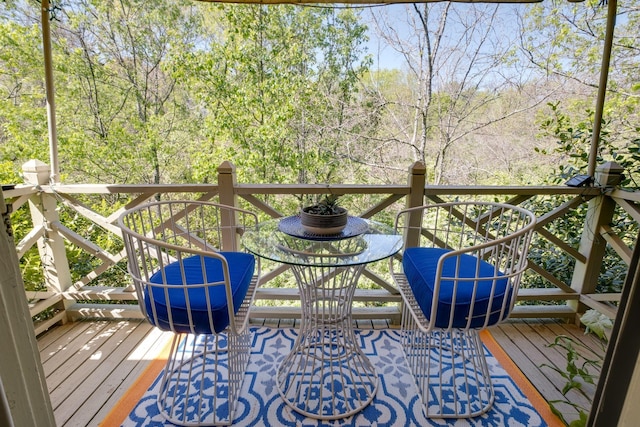 231 Westchase Dr, Nashville, TN 37205 - view of wooden deck