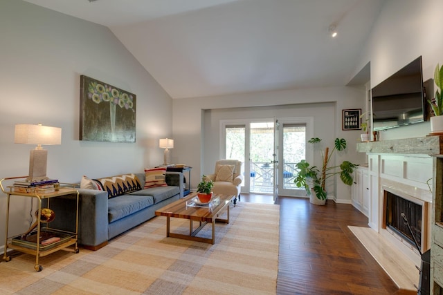 231 Westchase Dr, Nashville, TN 37205 - living room with wood finished floors, baseboards, vaulted ceiling, and a premium fireplace