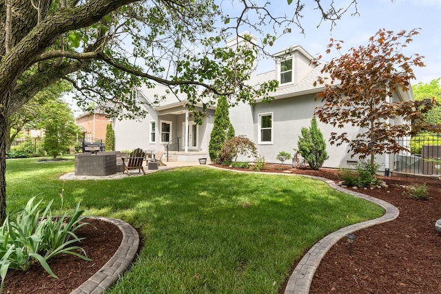 view of yard featuring a patio area and fence