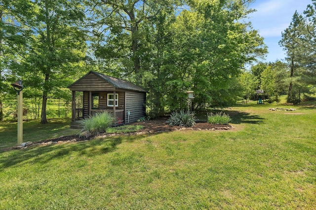 1012 Carrs Creek Blvd, Greenbrier, TN 37073 - view of yard featuring an outbuilding