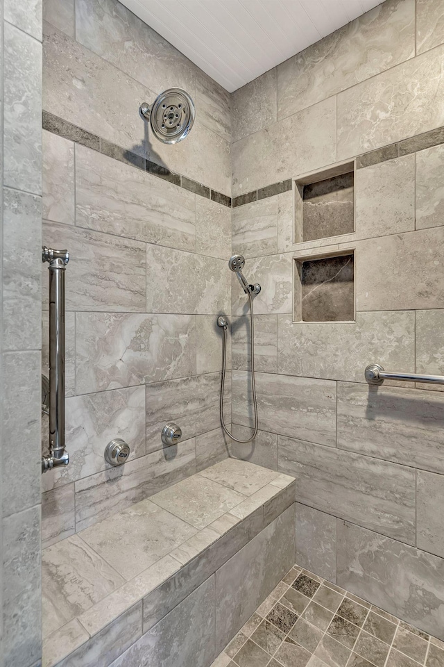 1012 Carrs Creek Blvd, Greenbrier, TN 37073 - bathroom featuring a tile shower