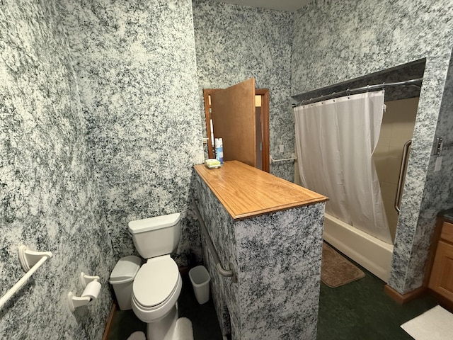 bathroom with toilet and shower / tub combo