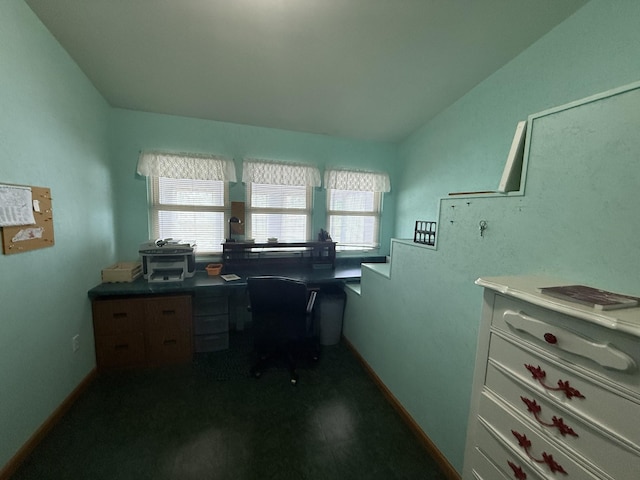 office area featuring baseboards