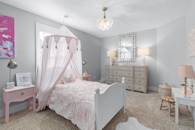 bedroom featuring visible vents, baseboards, a notable chandelier, and light carpet