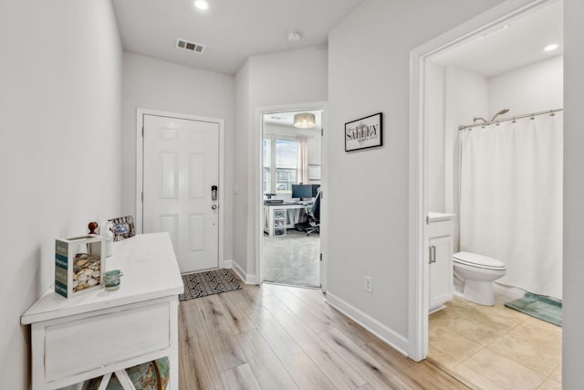 4326 Bomeadows Dr, Murfreesboro, TN 37128 - entrance foyer featuring baseboards, recessed lighting, light wood-style flooring, and visible vents