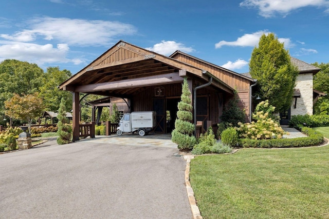 5715 Greenbrier Rd, Franklin, TN 37064 - view of parking / parking lot featuring aphalt driveway
