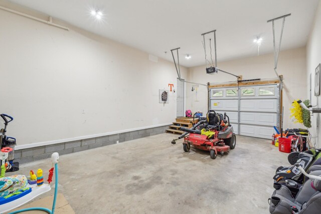1005 Lauren Cir, Burns, TN 37029 - garage with a garage door opener