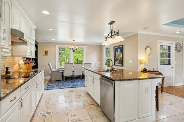 921 Cooks Rd, Mount Juliet, TN 37122 - kitchen featuring backsplash, visible vents, stainless steel dishwasher, black electric cooktop, and a sink