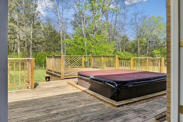 921 Cooks Rd, Mount Juliet, TN 37122 - wooden terrace featuring a covered hot tub