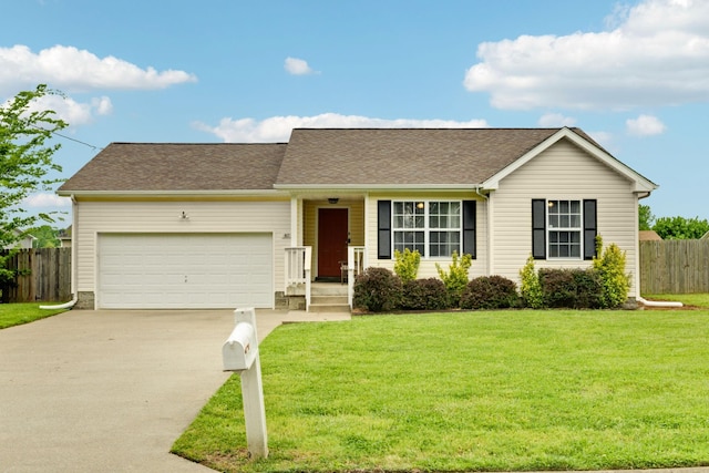 817 Stableford Rd, Oak Grove, KY 42262 - single story home featuring fence, an attached garage, driveway, and a front yard