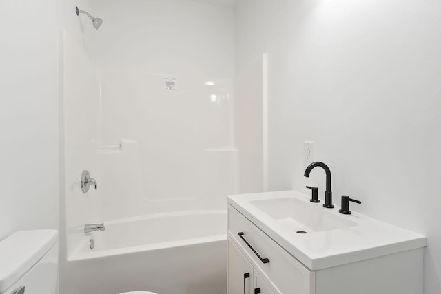 795 Lowery Ln, Mcminnville, TN 37110 - bathroom featuring shower / bathtub combination, vanity, and toilet