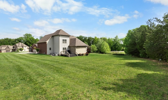 view of grassy yard