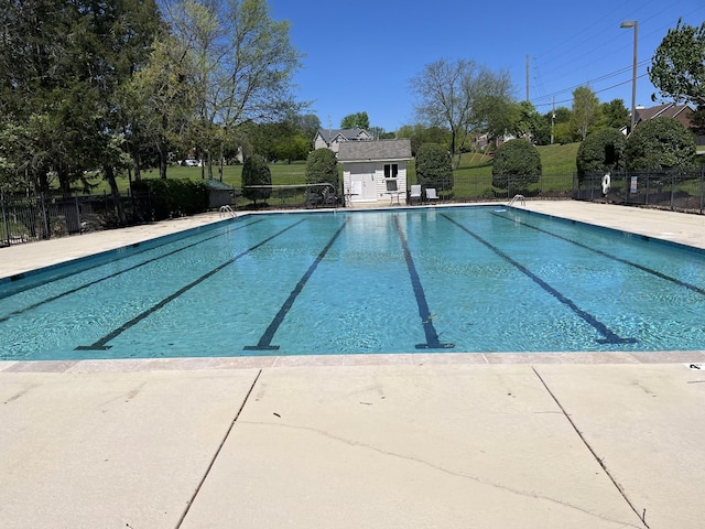 2510 Port Kembla Dr, Mount Juliet, TN 37122 - pool with fence and a patio area