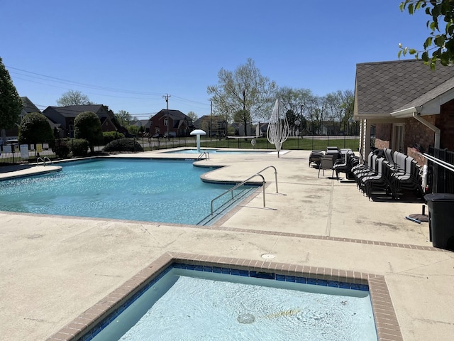 2510 Port Kembla Dr, Mount Juliet, TN 37122 - community pool featuring fence and a patio area
