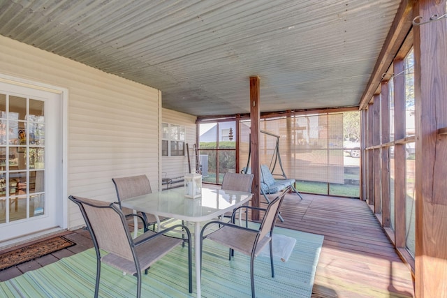 2510 Port Kembla Dr, Mount Juliet, TN 37122 - sunroom featuring outdoor dining space