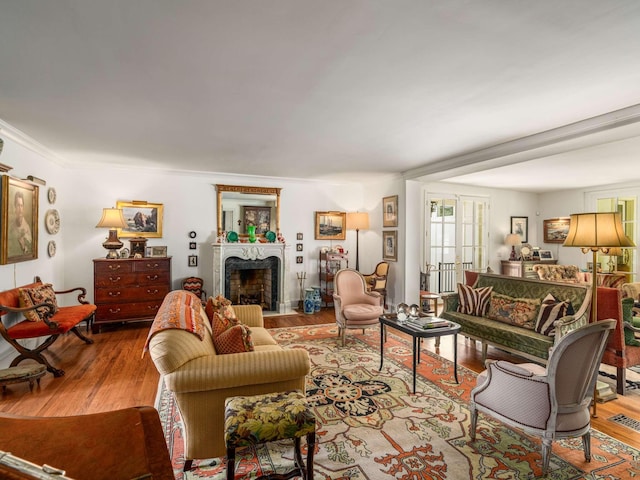 305 Davidson Rd, Nashville, TN 37205 - living area featuring a fireplace with flush hearth, wood finished floors, and visible vents