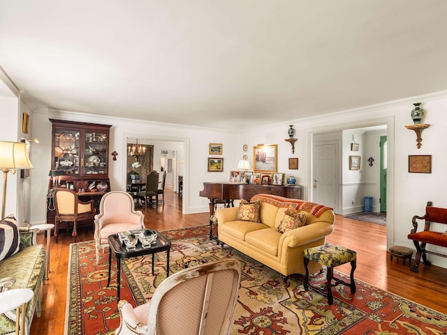 305 Davidson Rd, Nashville, TN 37205 - living area with baseboards, ornamental molding, and wood finished floors