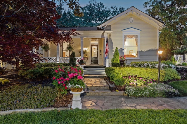 view of front facade with a porch