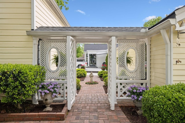exterior space featuring a porch