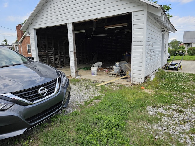 202 W Main St, Decherd, TN 37324 - view of garage