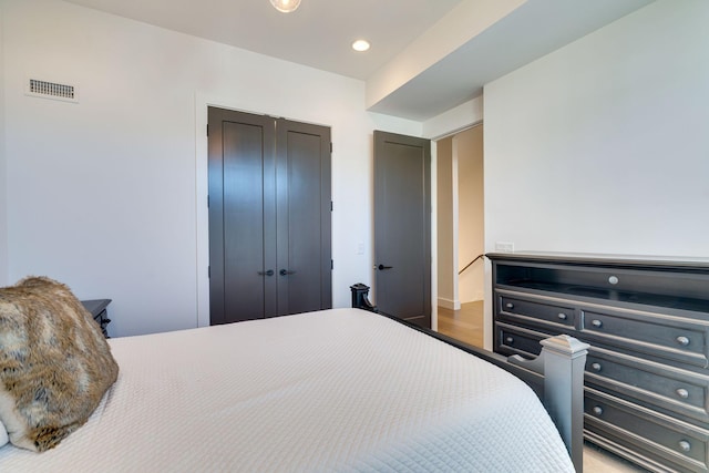 1106 Sigler St, Nashville, TN 37203 - bedroom with recessed lighting, visible vents, and a closet