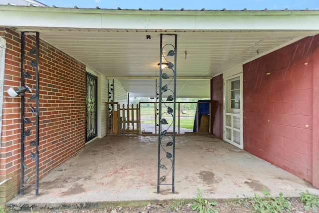 702 1st Ave, Mount Pleasant, TN 38474 - view of patio