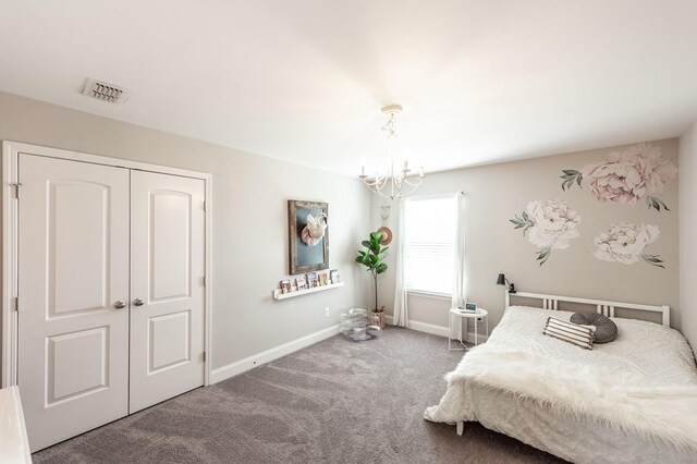196 Dayflower Dr, Hendersonville, TN 37075 - carpeted bedroom with visible vents, baseboards, a chandelier, and a closet