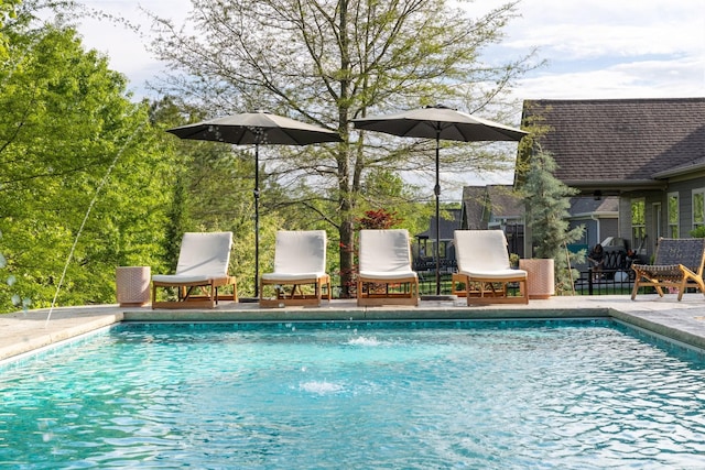 743 Fontwell Ln, Franklin, TN 37064 - view of outdoor pool