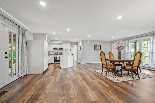 6505 Firestone Ct, Nashville, TN 37209 - dining space with recessed lighting, baseboards, visible vents, and dark wood finished floors