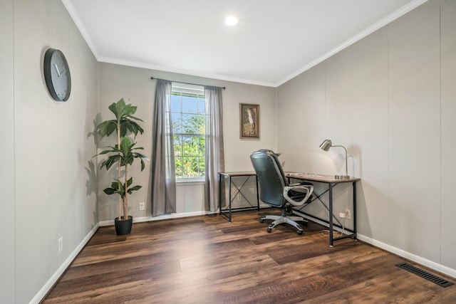 6505 Firestone Ct, Nashville, TN 37209 - office space with visible vents, ornamental molding, baseboards, and wood finished floors