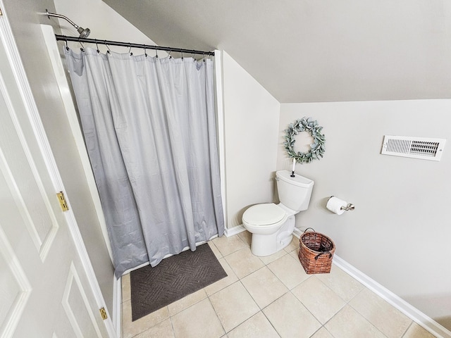 full bath featuring visible vents, curtained shower, toilet, baseboards, and tile patterned floors