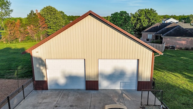 view of detached garage