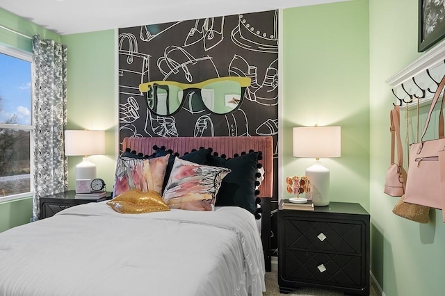 bedroom featuring carpet floors