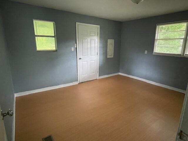 1309 Arlington Ave, Chattanooga, TN 37406 - spare room with baseboards and wood finished floors