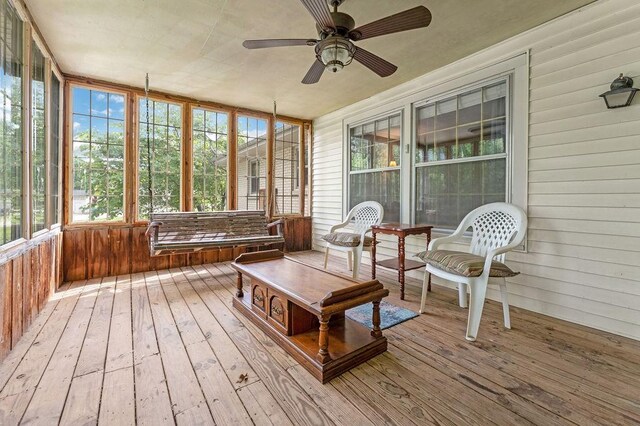 418 Mason Ln, Goodlettsville, TN 37072 - sunroom featuring a ceiling fan and plenty of natural light