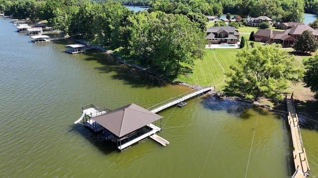 658 Shasteen Bend Dr, Winchester, TN 37398 - drone / aerial view of a large body of water