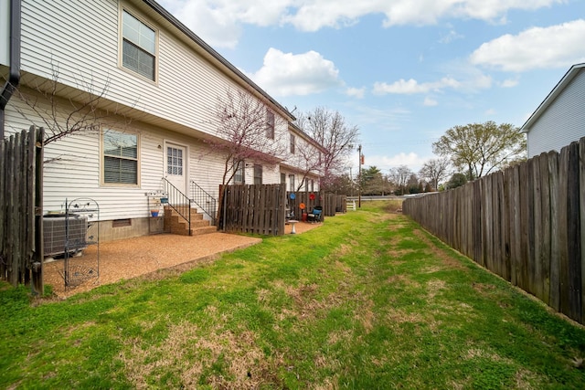 250 Sanders Ferry Rd Unit 4, Hendersonville, TN 37075 - view of yard featuring entry steps, central air condition unit, and a fenced backyard