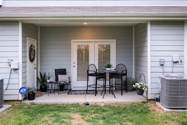 156 Cecil Rd, Lebanon, TN 37087 - view of patio / terrace with central AC and french doors