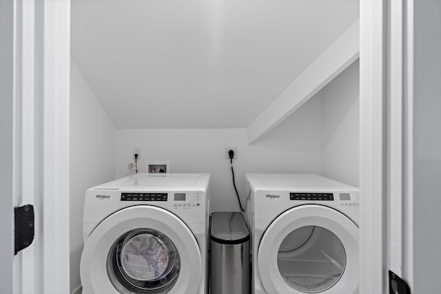 1811 Meridian St, Nashville, TN 37207 - laundry room with laundry area and independent washer and dryer