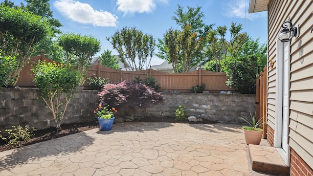 1011 Gatewick Ct, Franklin, TN 37067 - fenced backyard featuring a patio area