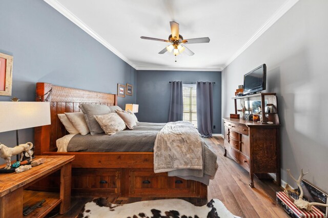 1408 Ridley Dr, Franklin, TN 37064 - bedroom featuring ornamental molding, wood finished floors, ceiling fan, and baseboards