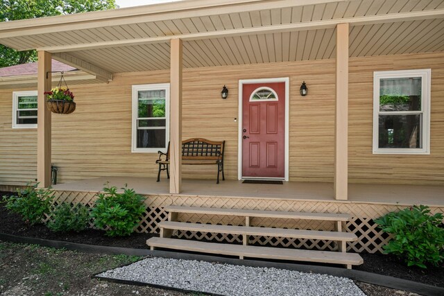 606 Fortner Rd, Mc Ewen, TN 37101 - view of exterior entry featuring covered porch