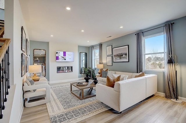 5054 Lawler Ln, Old Hickory, TN 37138 - living area featuring a wealth of natural light, light wood-type flooring, visible vents, and recessed lighting