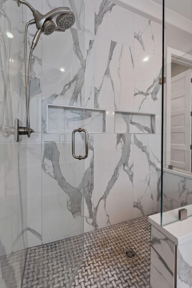 741 Saundersville Ferry Rd, Mount Juliet, TN 37122 - bathroom featuring a marble finish shower
